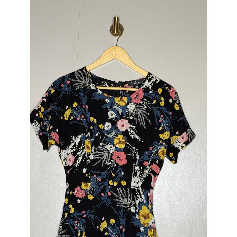 Lulus Black Floral Fit & Flare Dress Short Sleeve Romantic XS - Picture 3 of 10